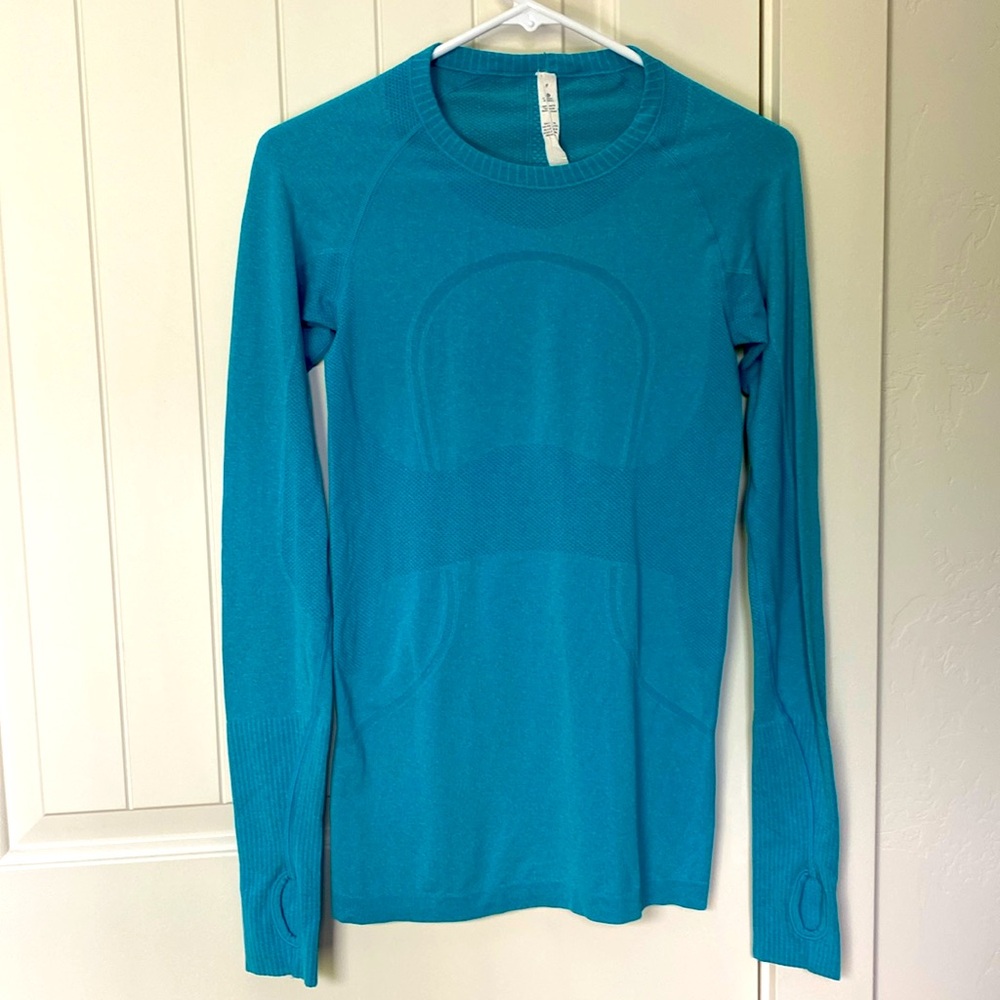 Lululemon athletica top S
